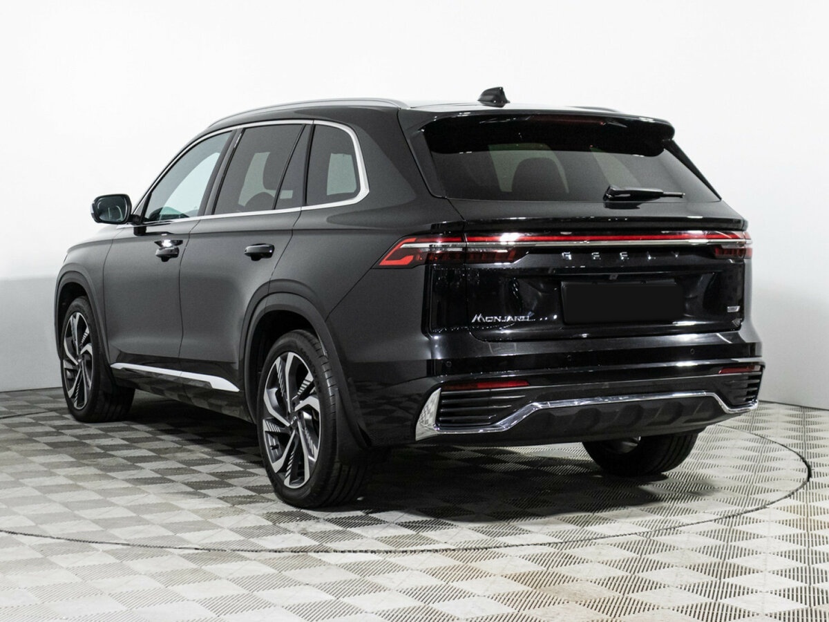 Geely Monjaro с пробегом — 2024 год. Фото: #5