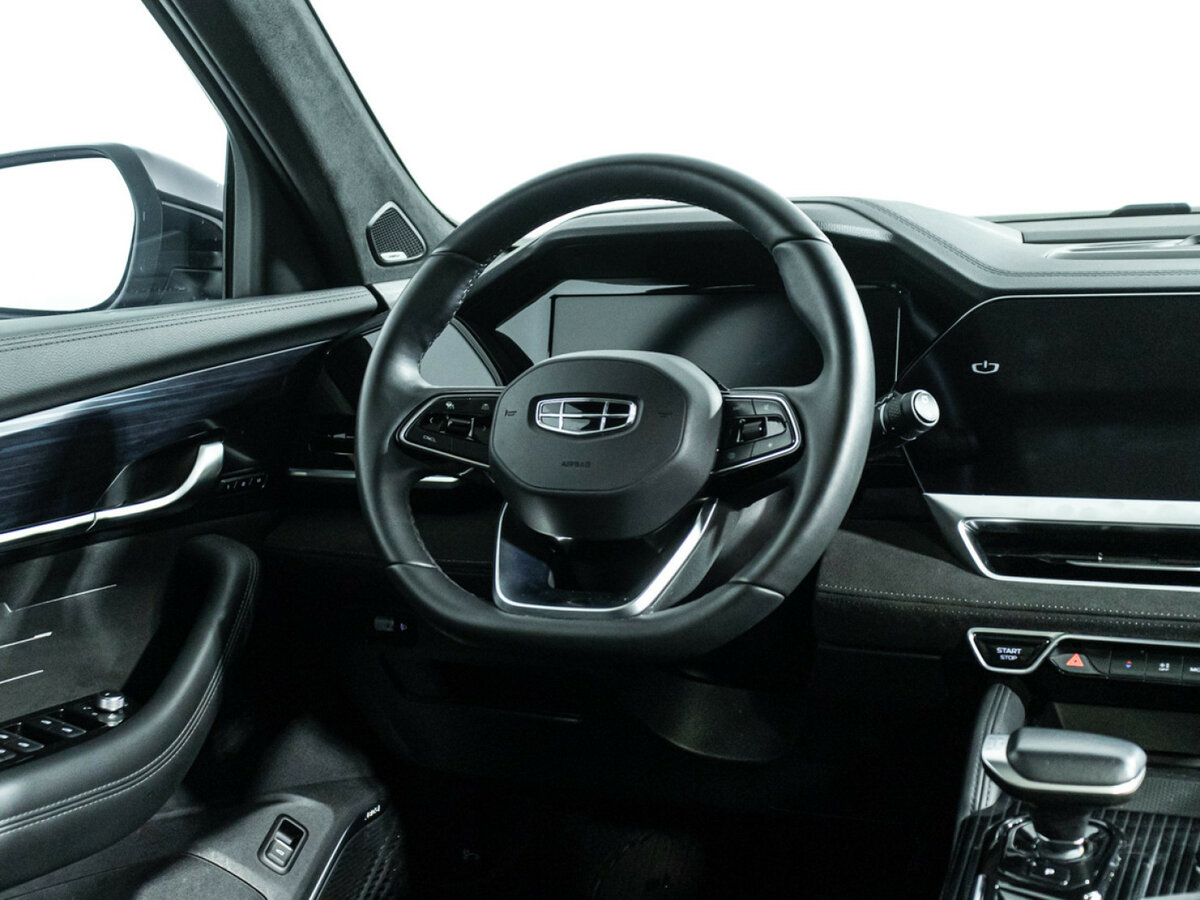 Geely Monjaro с пробегом — 2024 год. Фото: #27