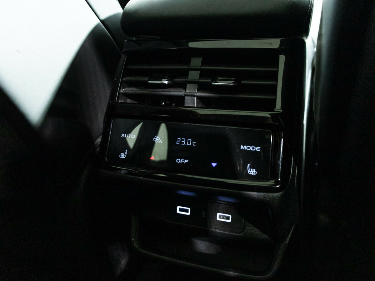 Geely Monjaro с пробегом — 2024 год. Фото: #29