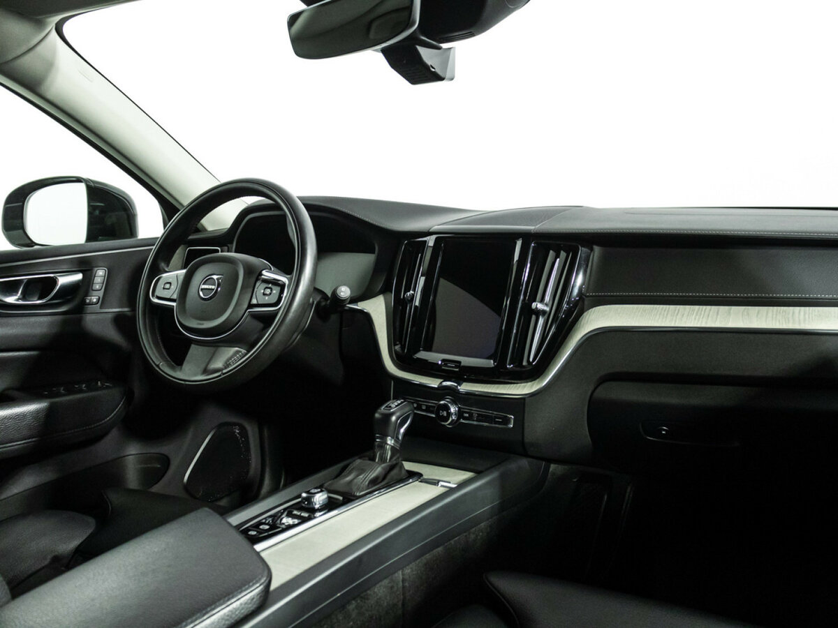 Volvo XC60 с пробегом — 2020 год. Фото: #6