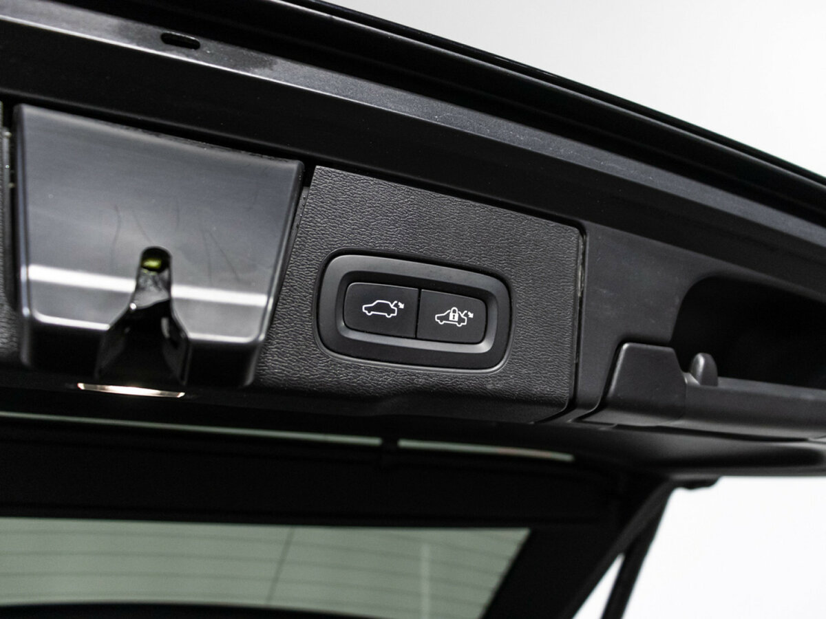 Volvo XC60 с пробегом — 2020 год. Фото: #16