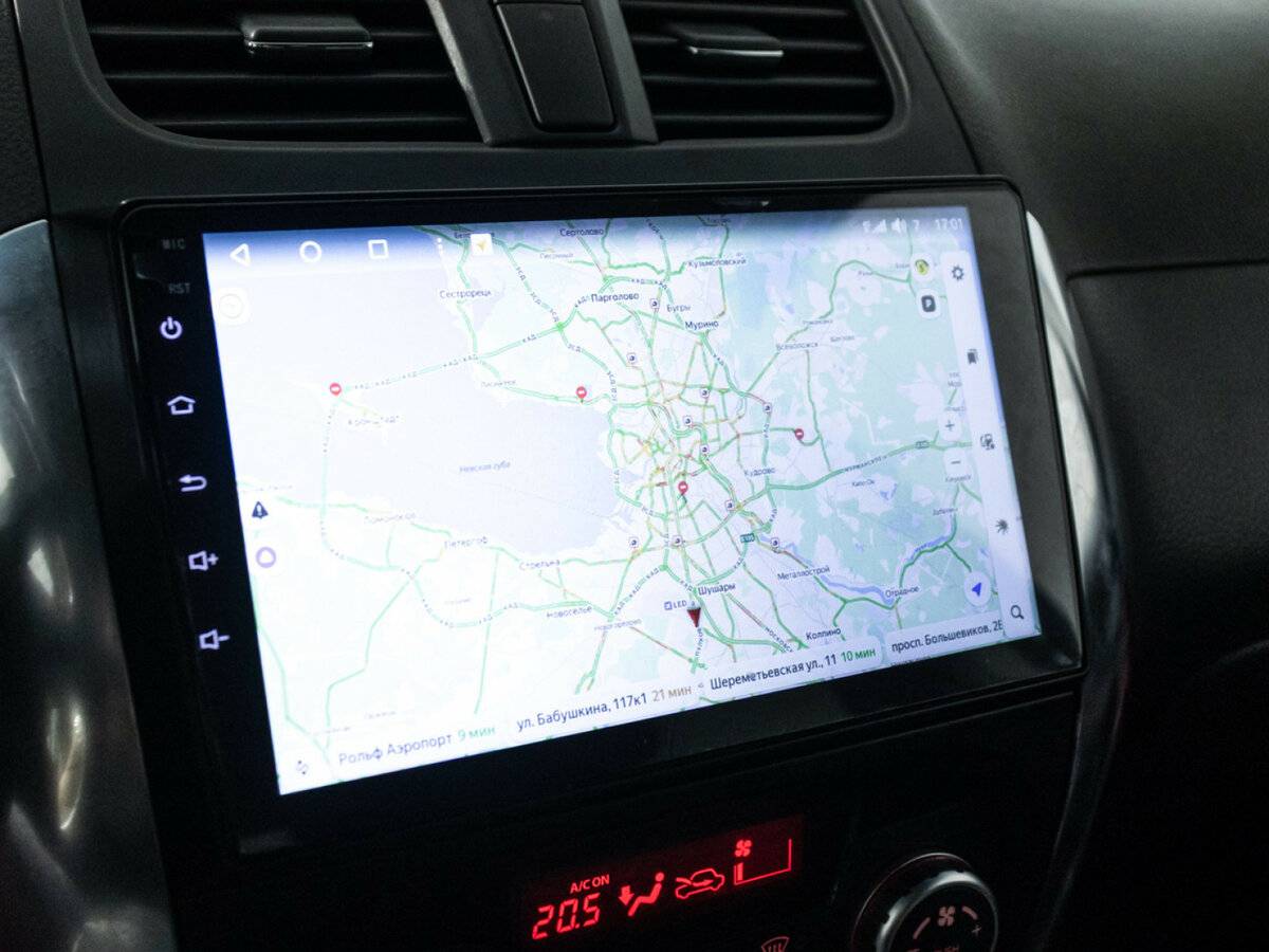 Suzuki SX4 с пробегом — 2010 год. Фото: #14