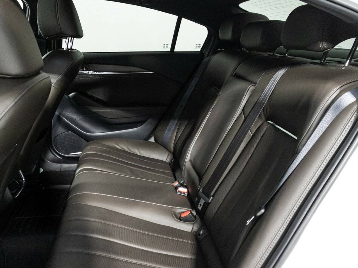 Mazda 6 с пробегом — 2023 год. Фото: #9