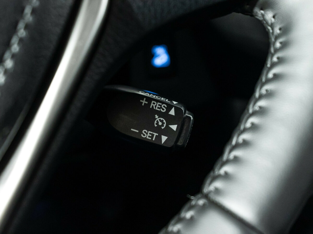 Toyota RAV4 с пробегом — 2016 год. Фото: #19