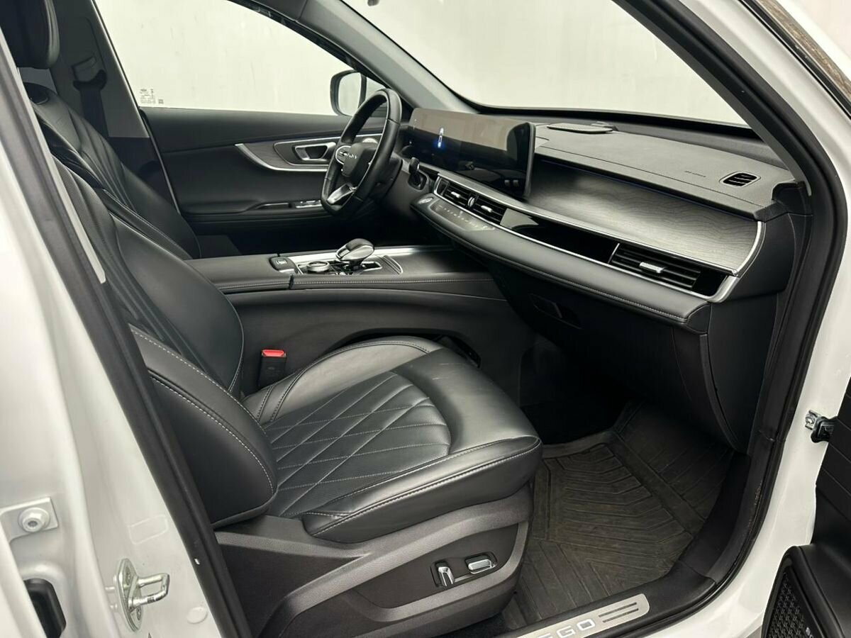 Chery Tiggo 8 Pro Max с пробегом — 2023 год. Фото: #12