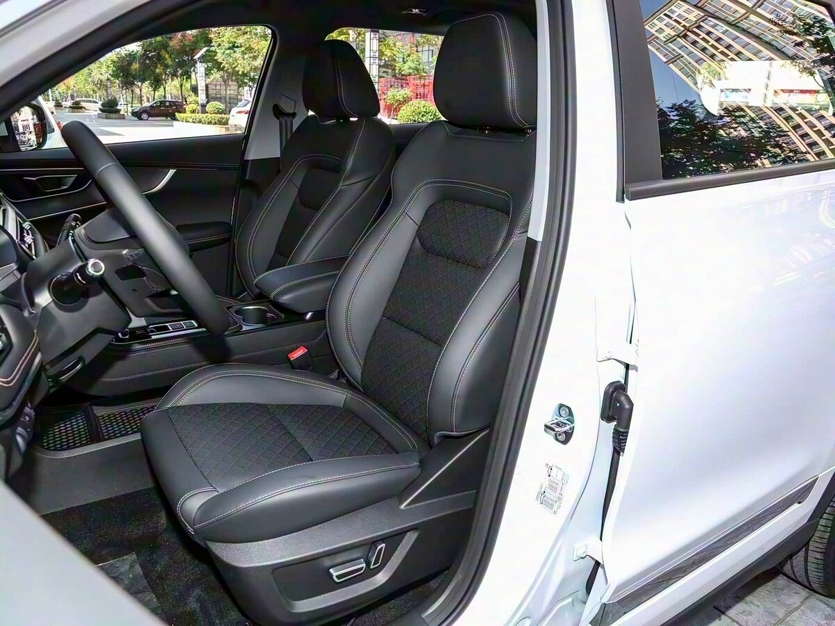 Chery Tiggo 8 с пробегом — 2025 год. Фото: #11