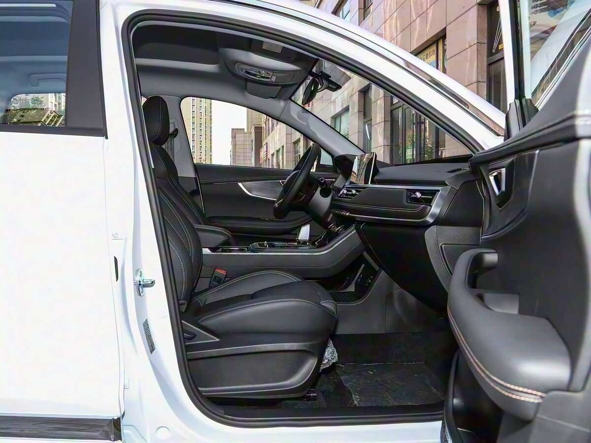 Chery Tiggo 8 с пробегом — 2025 год. Фото: #12