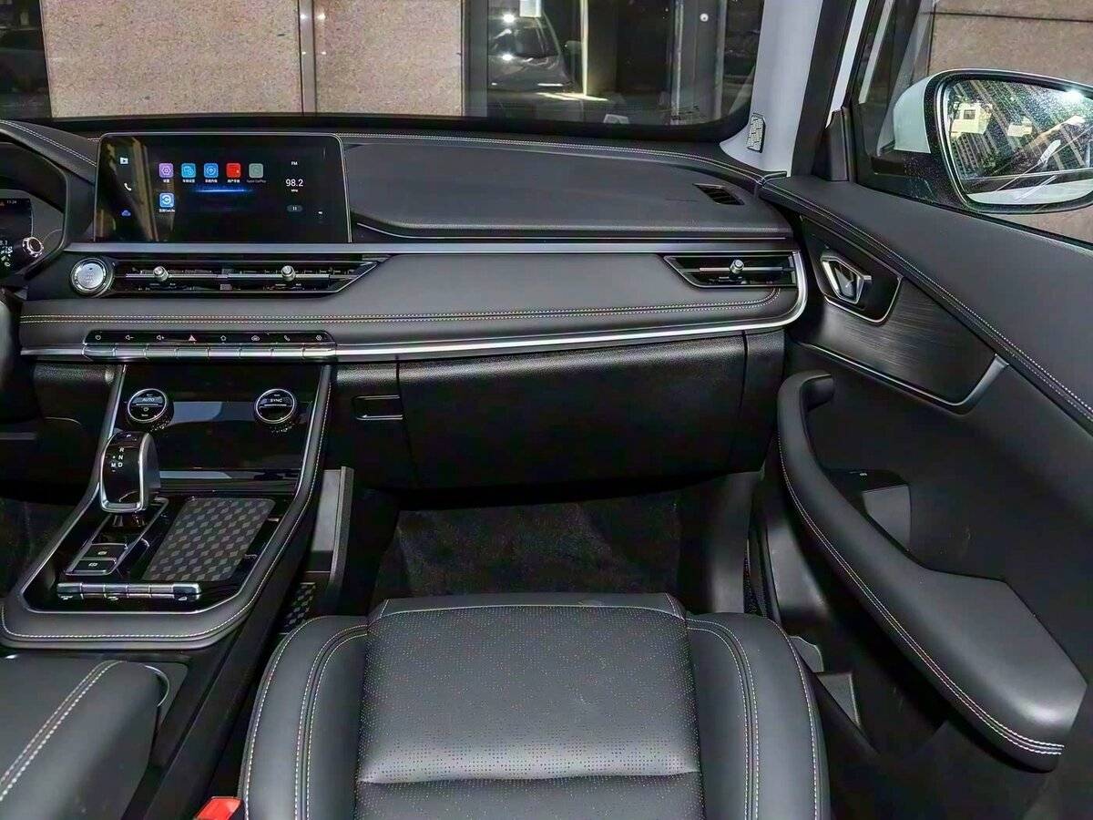 Chery Tiggo 8 с пробегом — 2025 год. Фото: #17