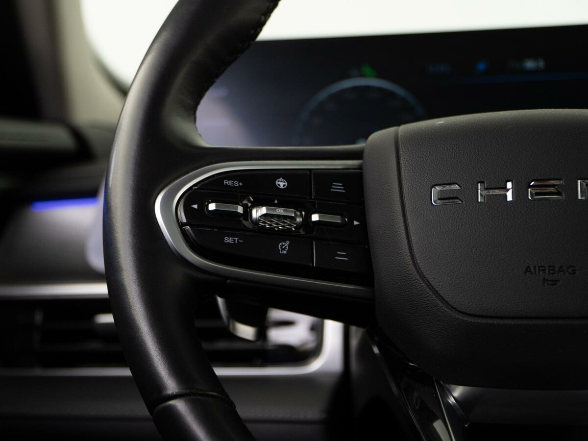 Chery Arrizo 8 с пробегом — 2023 год. Фото: #13