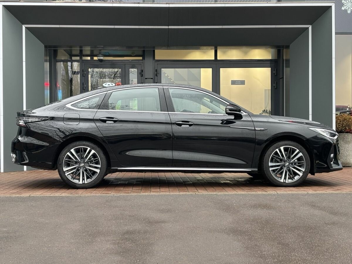 Chery Arrizo 8 с пробегом — 2024 год. Фото: #3