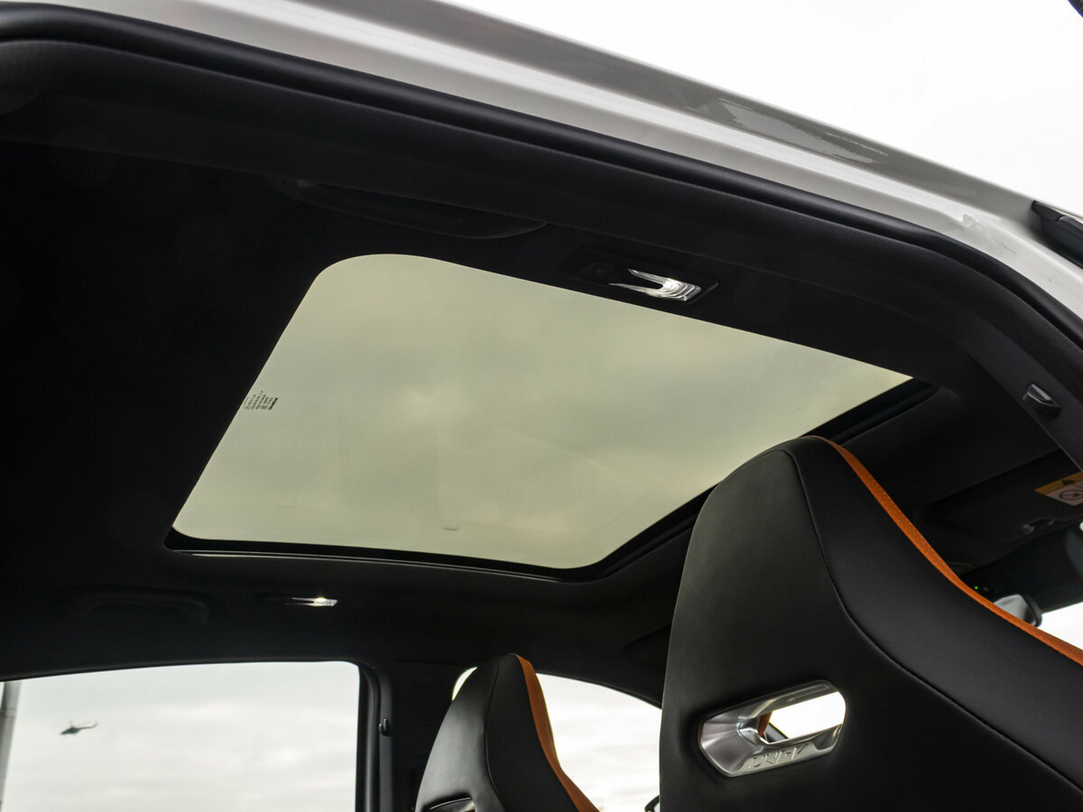 Changan UNI-V с пробегом — 2023 год. Фото: #18