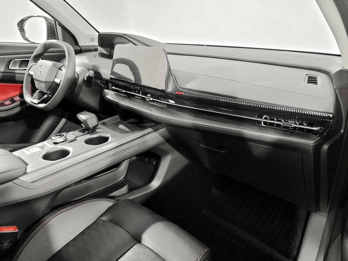 Changan UNI-S (CS55 Plus) с пробегом — 2024 год. Фото: #10