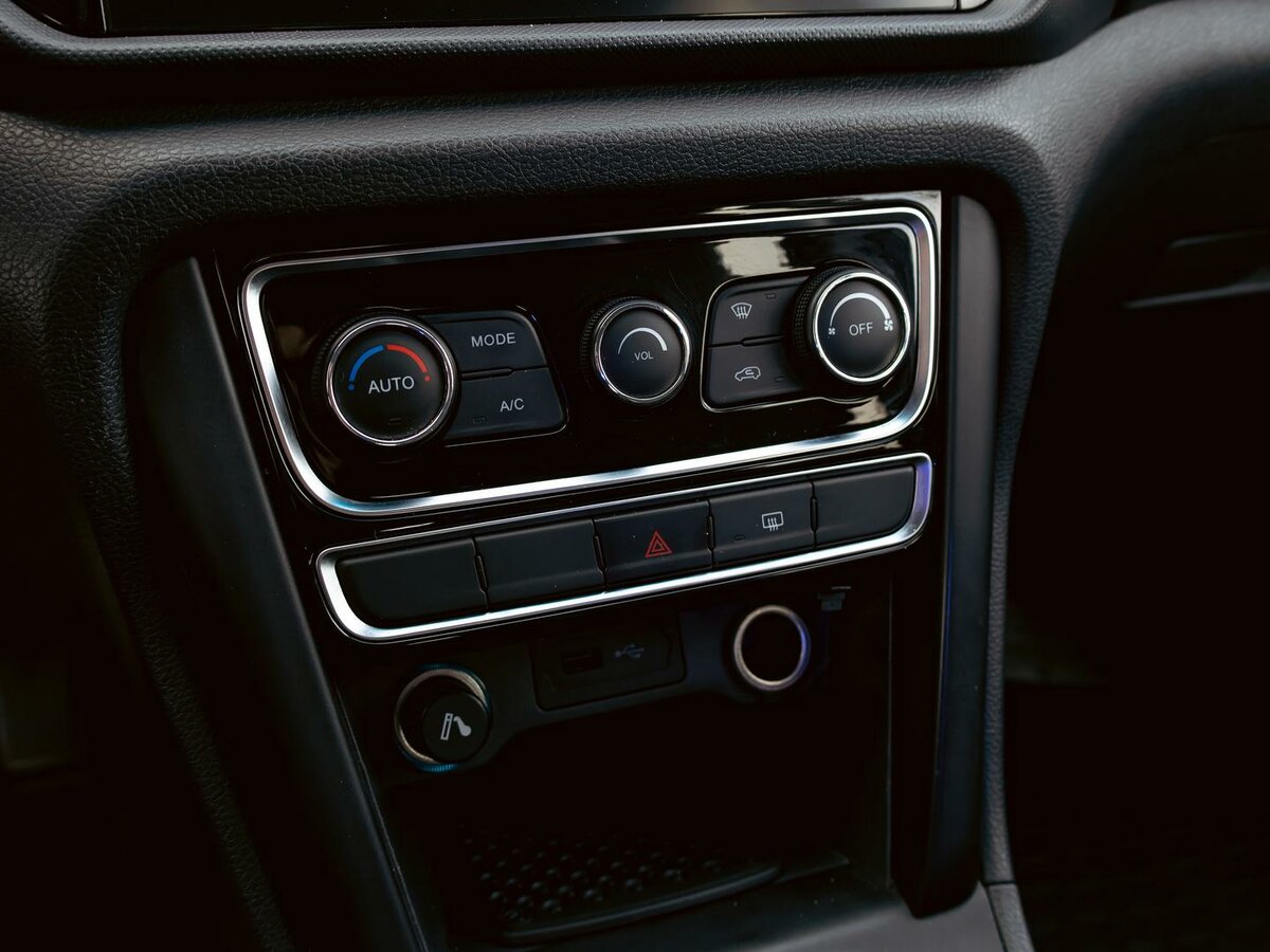 Chery Tiggo 3 с пробегом — 2018 год. Фото: #14