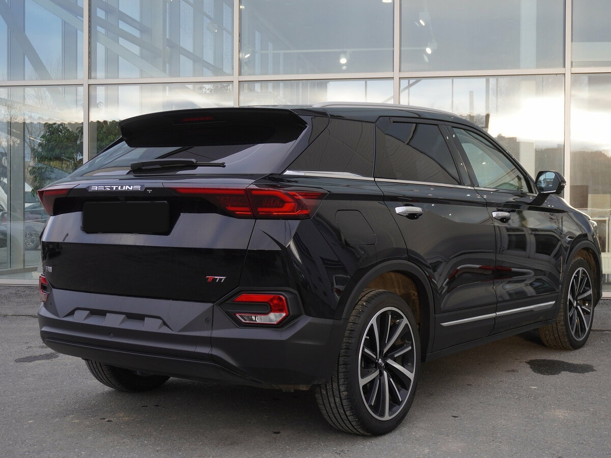 FAW Bestune T77 с пробегом — 2023 год. Фото: #4