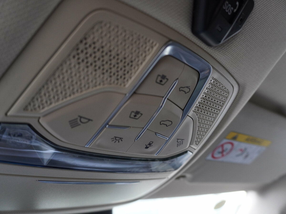 FAW Bestune T77 с пробегом — 2023 год. Фото: #18