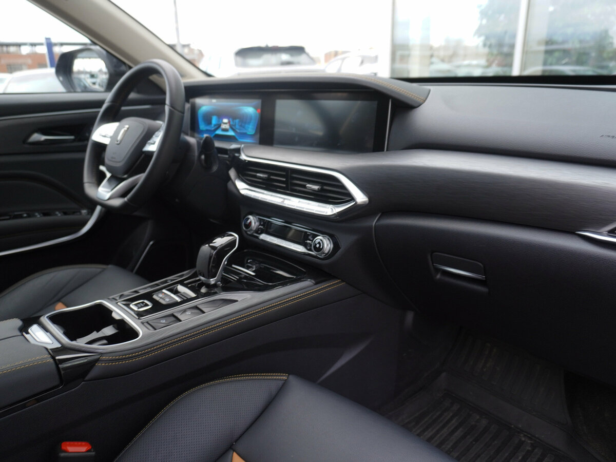 FAW Bestune T77 с пробегом — 2023 год. Фото: #21