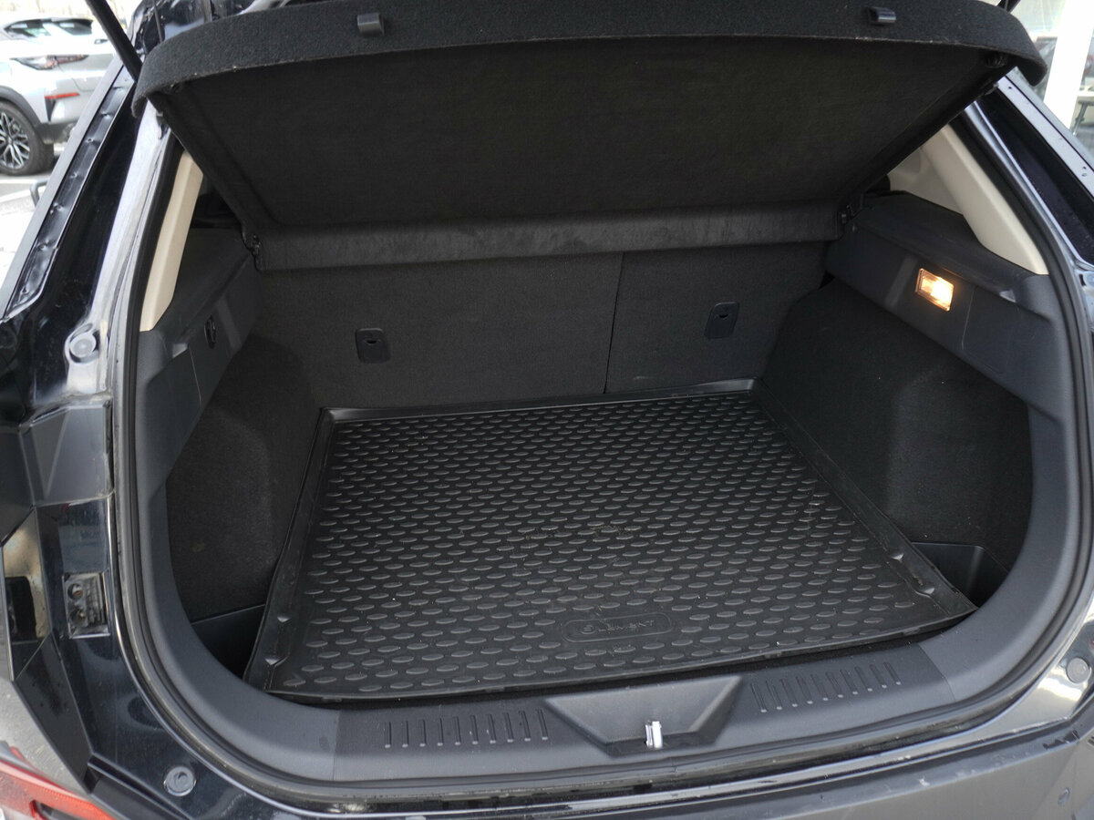 FAW Bestune T77 с пробегом — 2023 год. Фото: #23