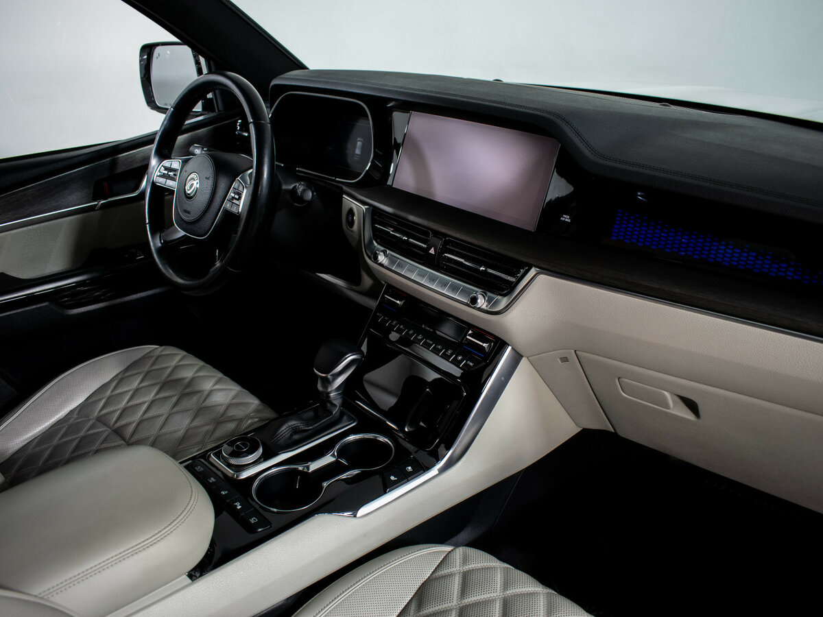 Kia Mohave с пробегом — 2019 год. Фото: #11