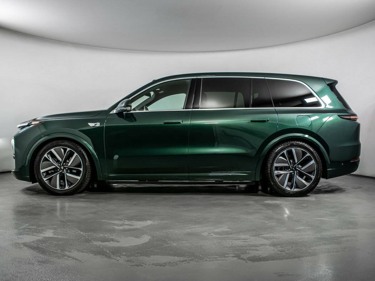 LiXiang L9 с пробегом — 2023 год. Фото: #7