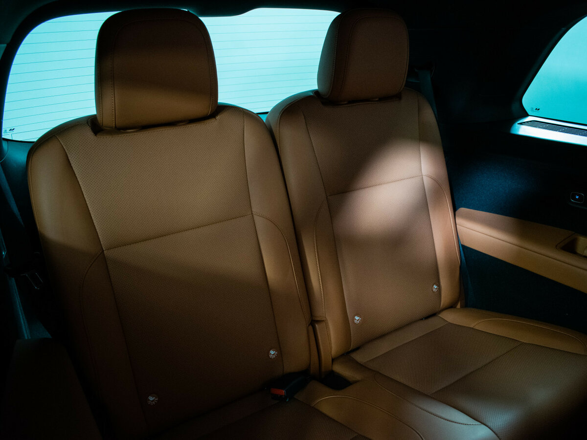 LiXiang L9 с пробегом — 2023 год. Фото: #9