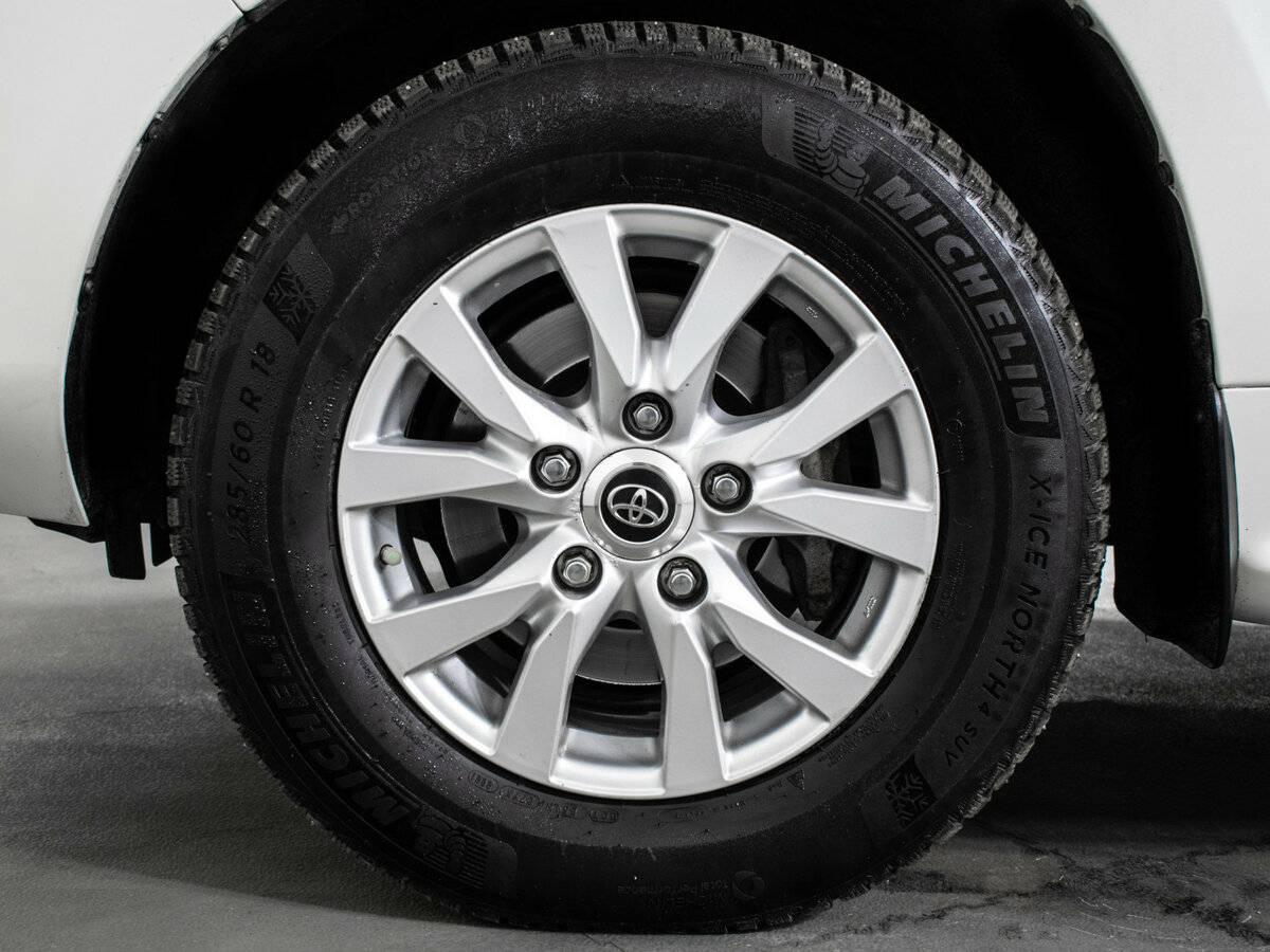 Toyota Land Cruiser с пробегом — 2019 год. Фото: #20