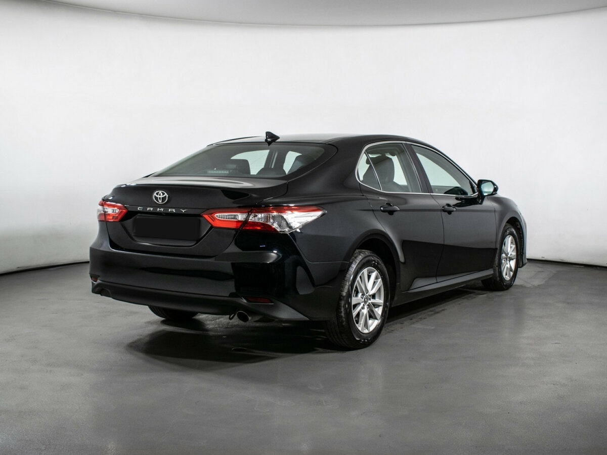 Toyota Camry с пробегом — 2020 год. Фото: #4