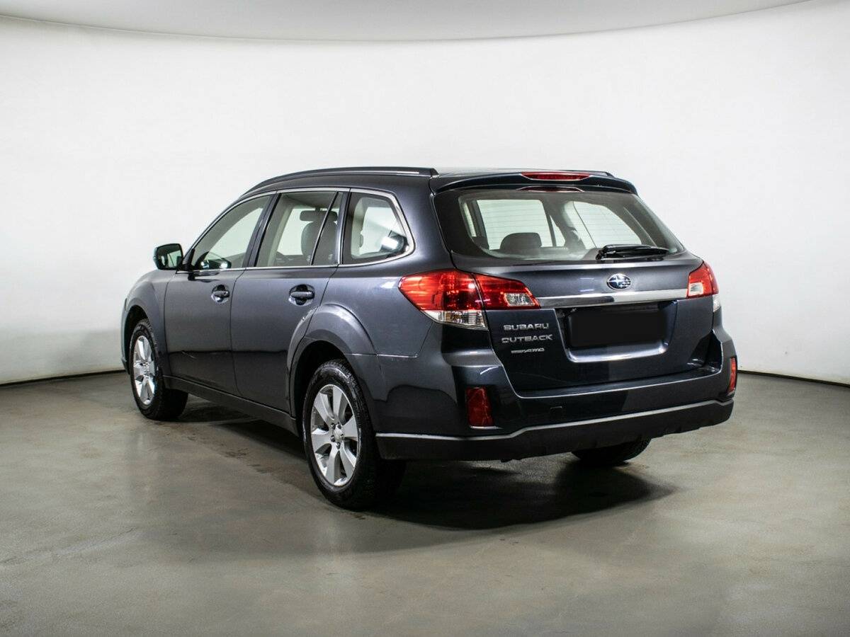 Subaru Outback с пробегом — 2011 год. Фото: #6