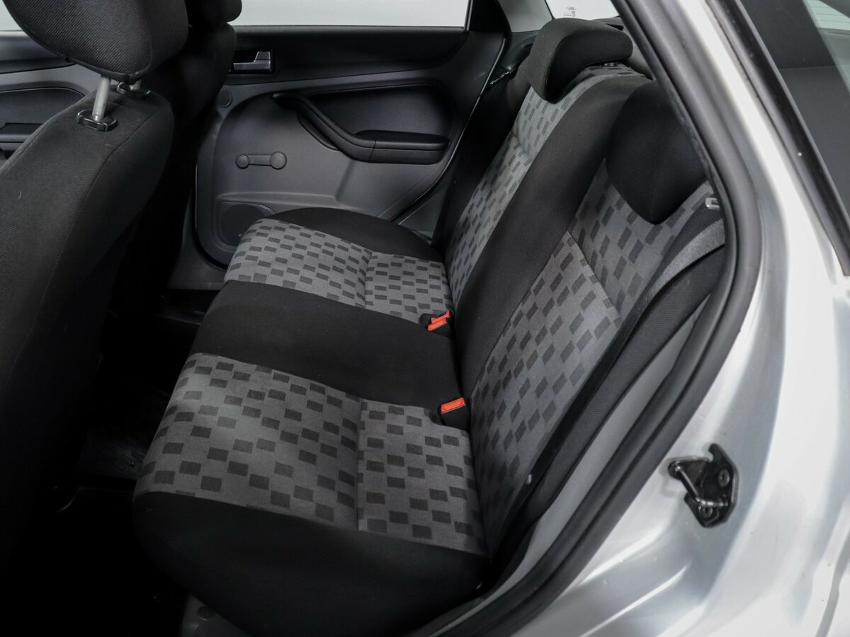 Ford Focus с пробегом — 2009 год. Фото: #7