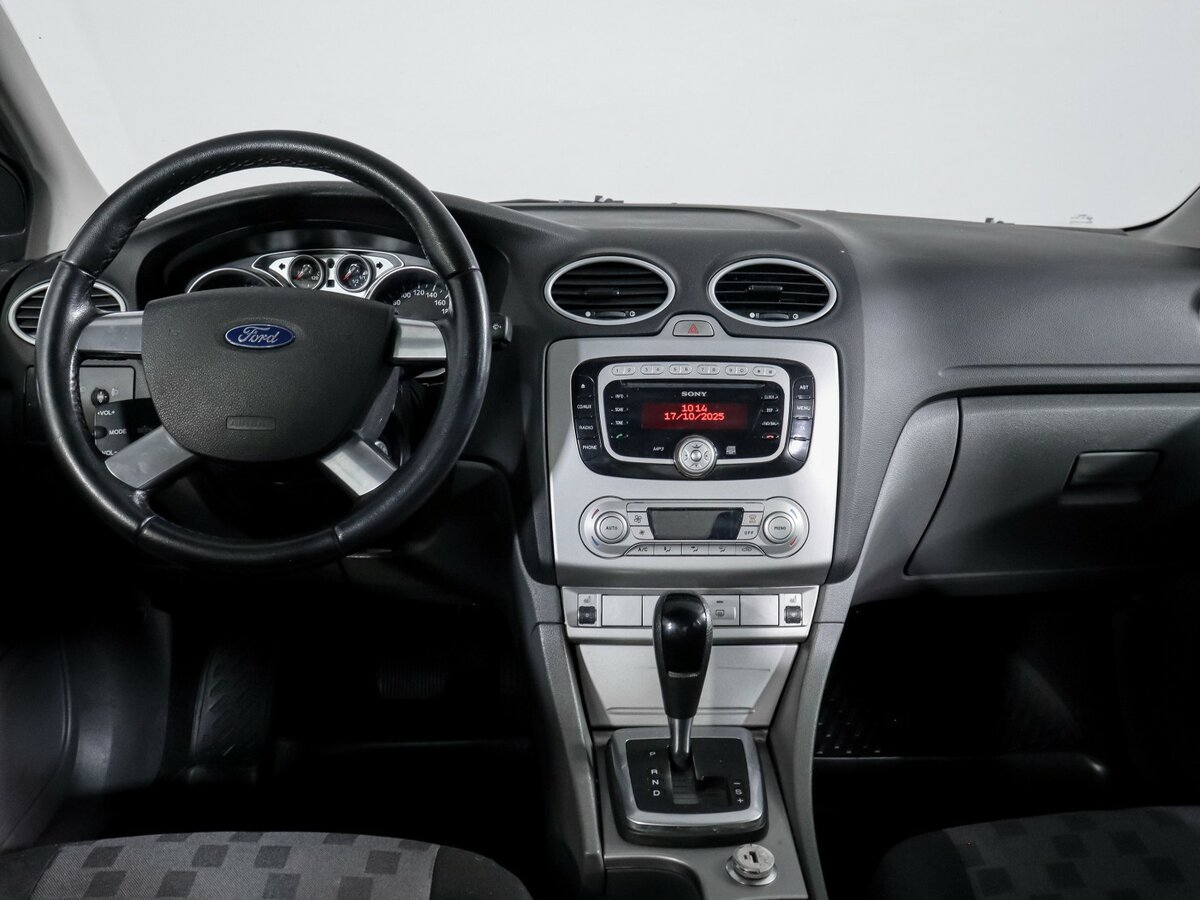 Ford Focus с пробегом — 2009 год. Фото: #9