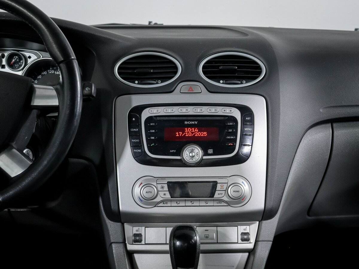 Ford Focus с пробегом — 2009 год. Фото: #10