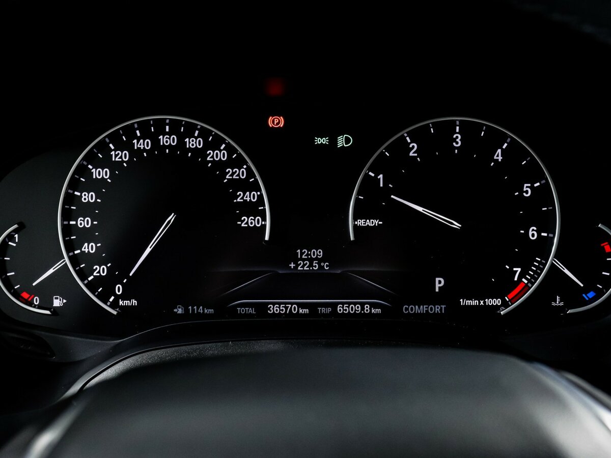 BMW 3 серии с пробегом — 2019 год. Фото: #9