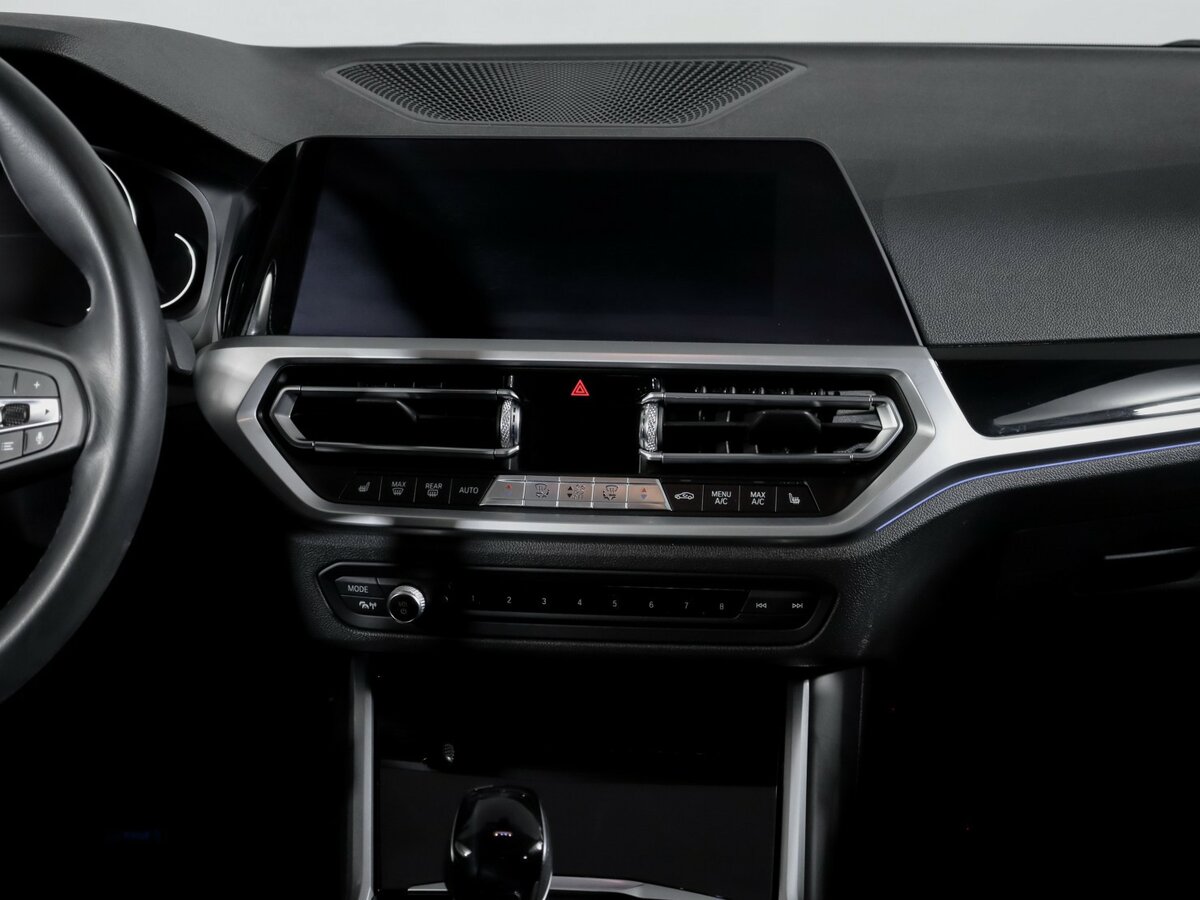 BMW 3 серии с пробегом — 2019 год. Фото: #11