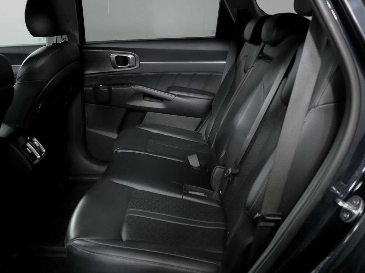 Kia Sorento с пробегом — 2020 год. Фото: #9