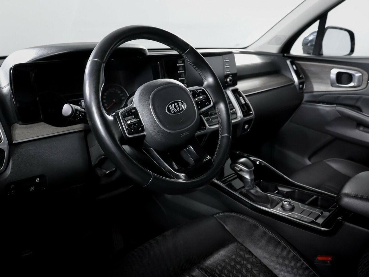 Kia Sorento с пробегом — 2020 год. Фото: #12