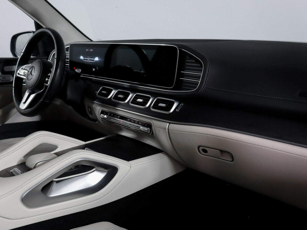 Mercedes-Benz GLS с пробегом — 2021 год. Фото: #8