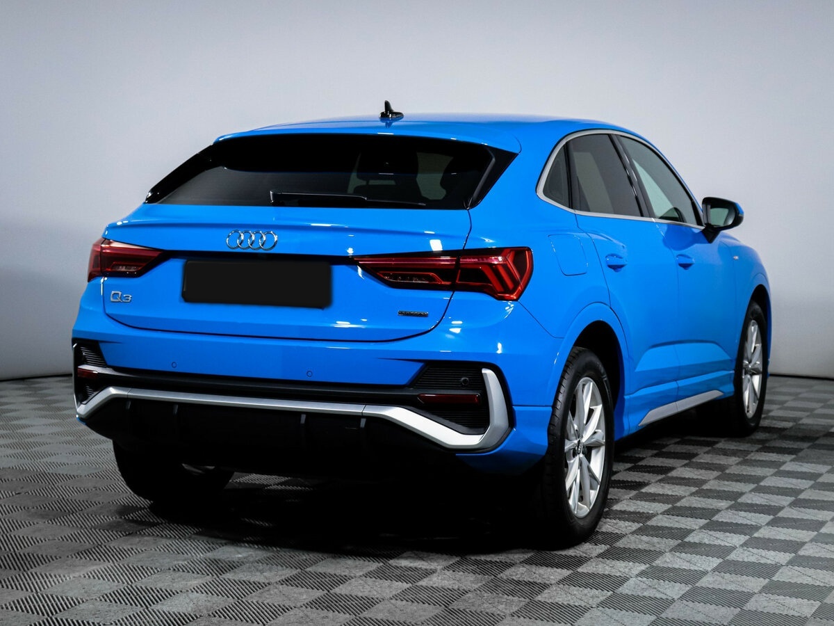 Audi Q3 Sportback с пробегом — 2021 год. Фото: #3