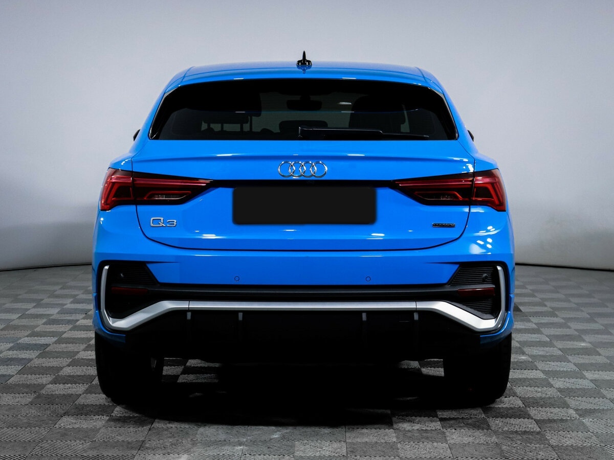 Audi Q3 Sportback с пробегом — 2021 год. Фото: #4