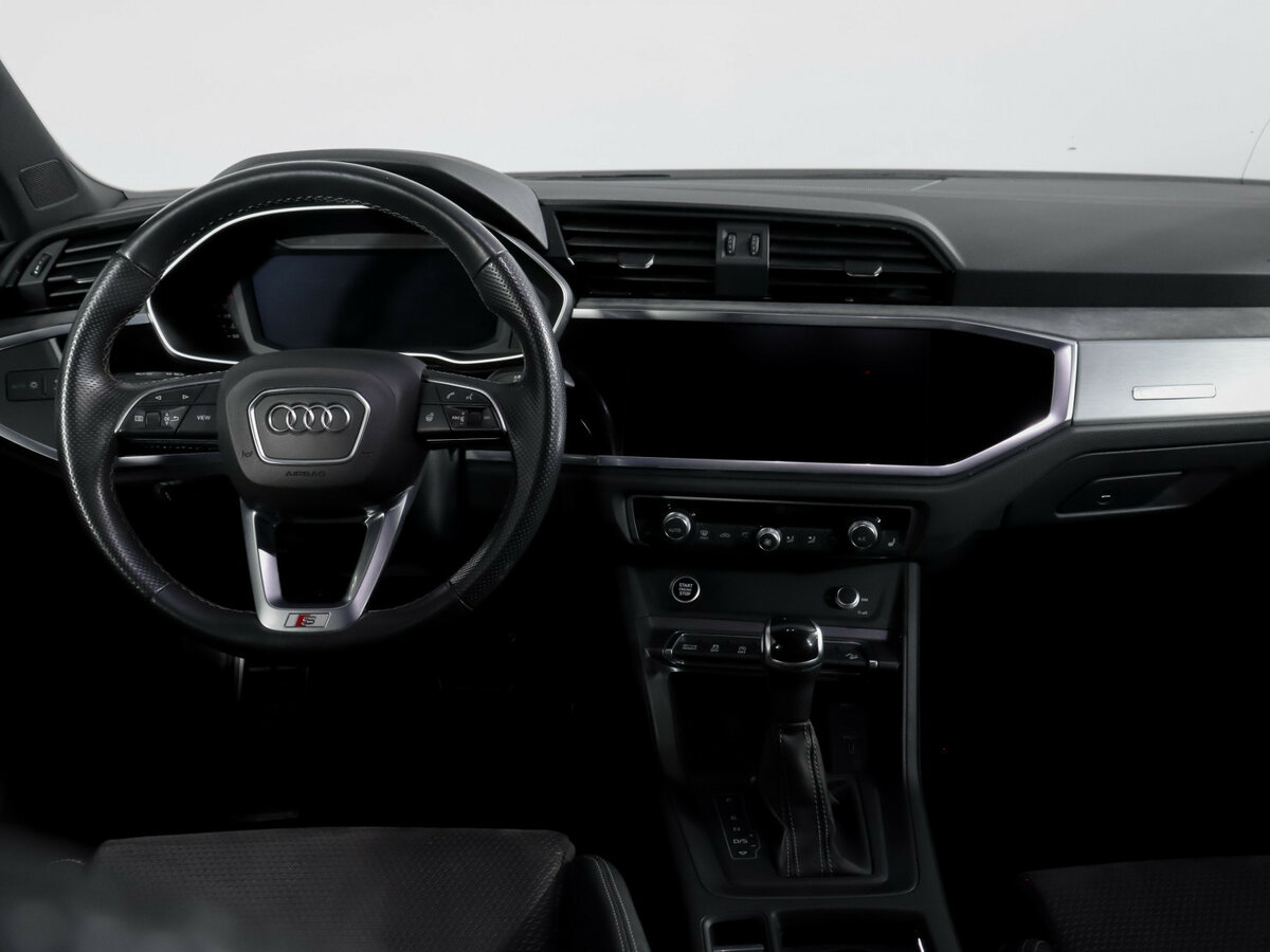 Audi Q3 Sportback с пробегом — 2021 год. Фото: #9
