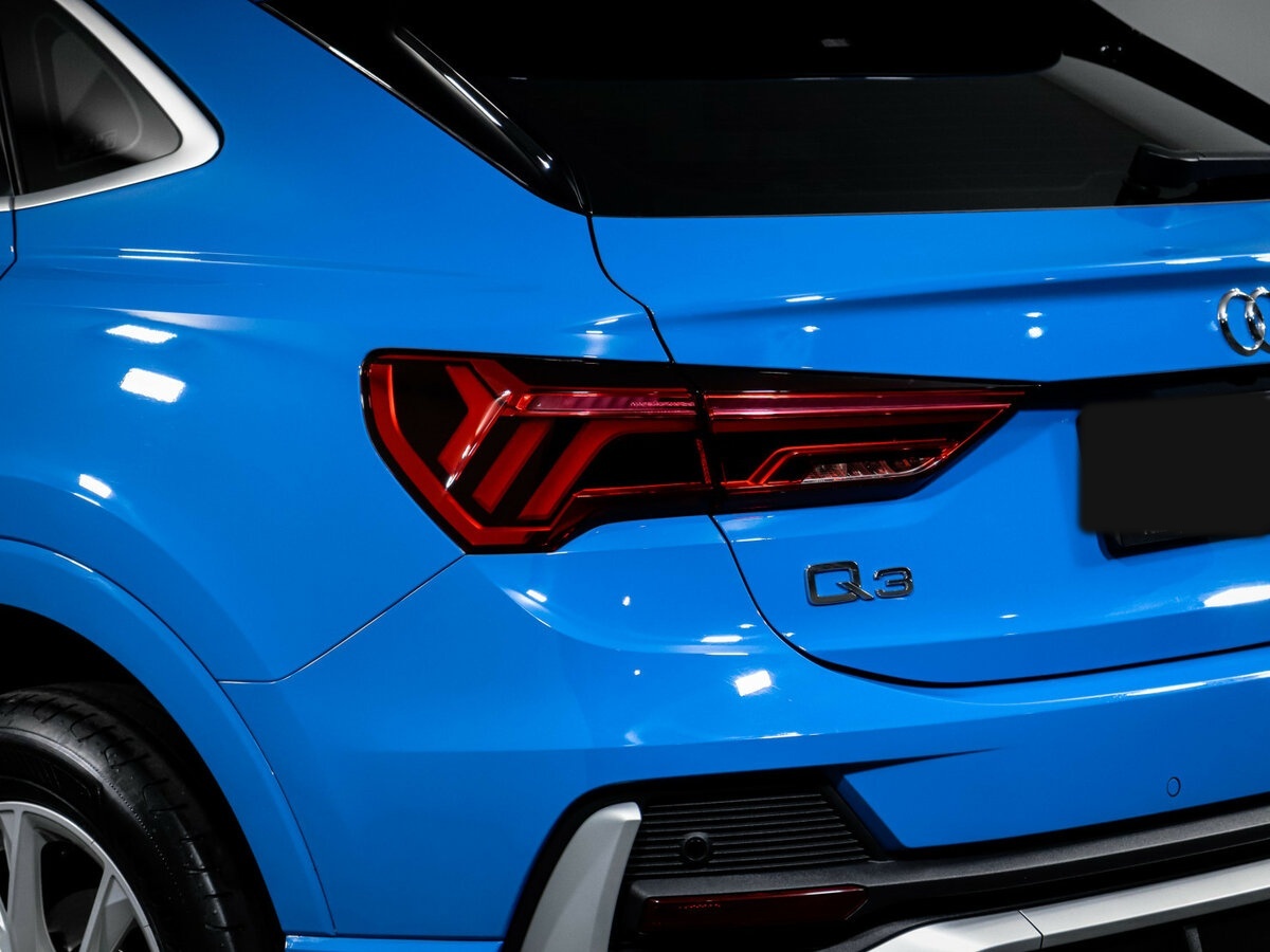 Audi Q3 Sportback с пробегом — 2021 год. Фото: #12
