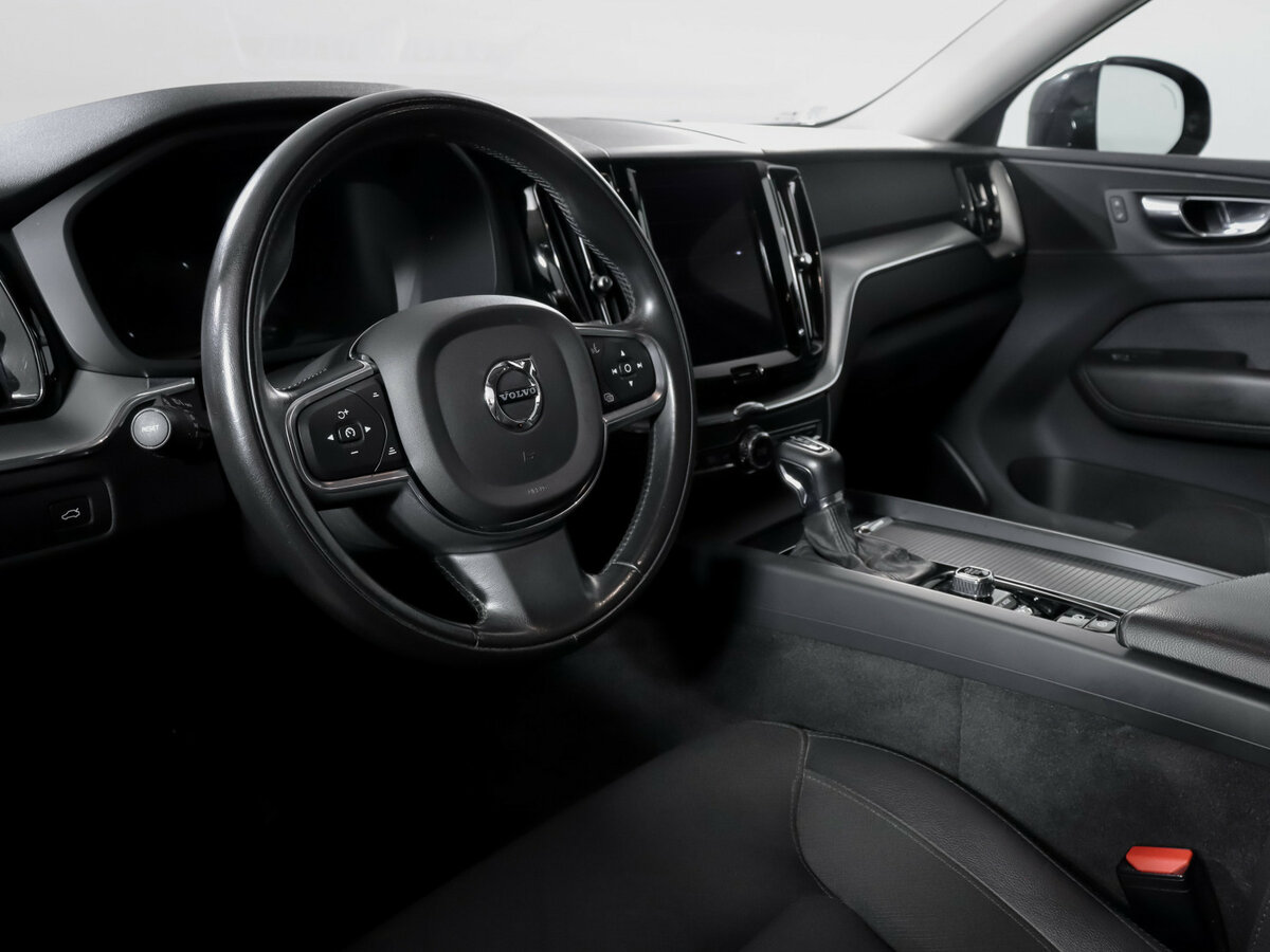 Volvo XC60 с пробегом — 2021 год. Фото: #12