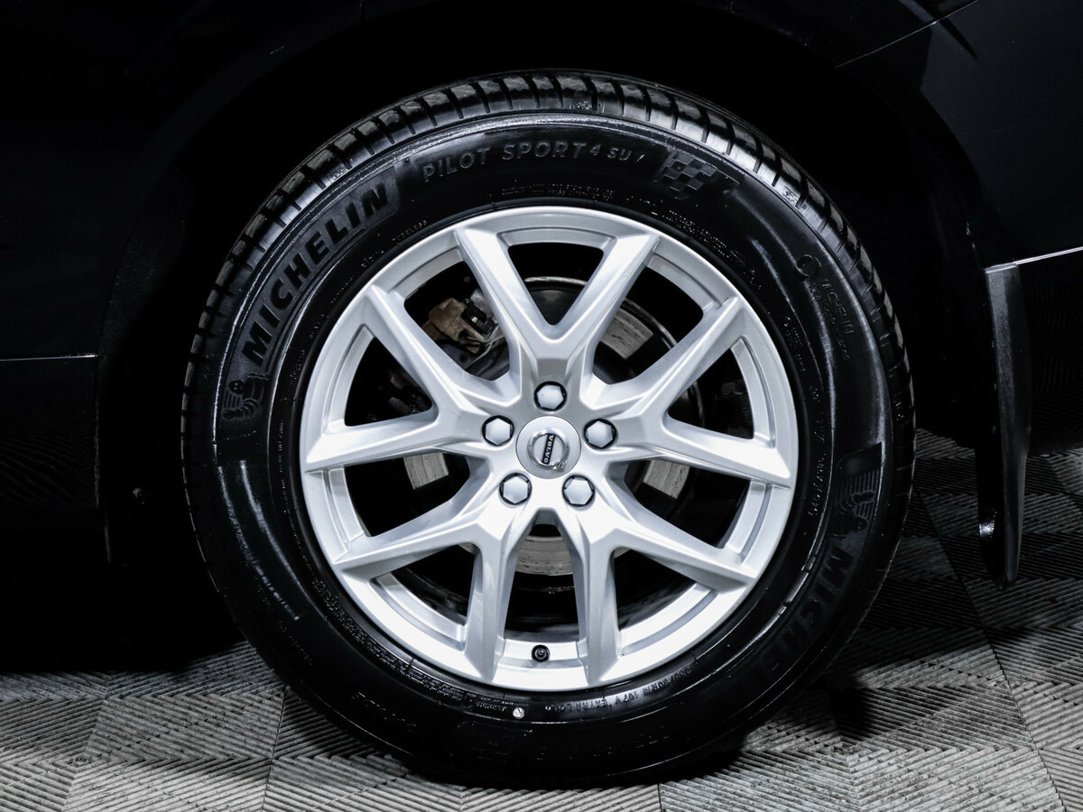 Volvo XC60 с пробегом — 2021 год. Фото: #13