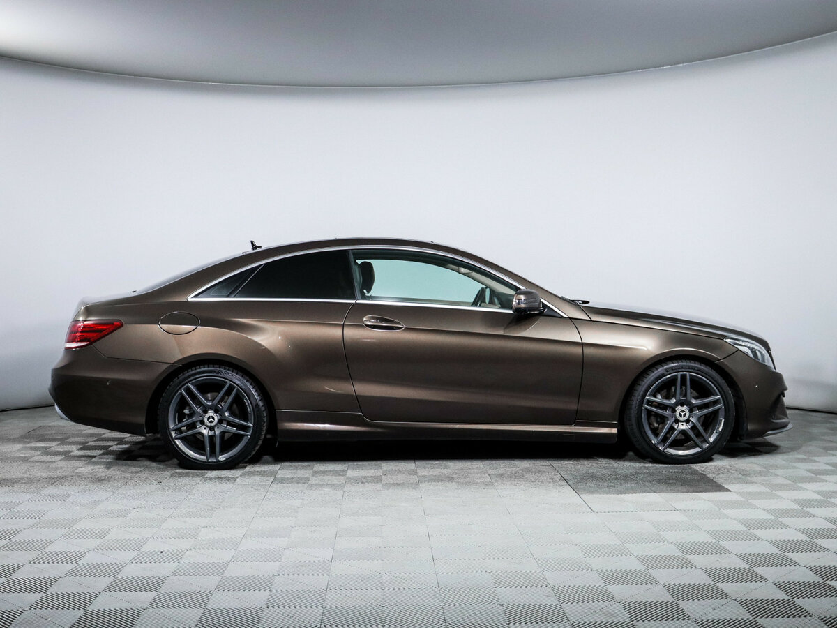 Mercedes-Benz E-Класс с пробегом — 2014 год. Фото: #3