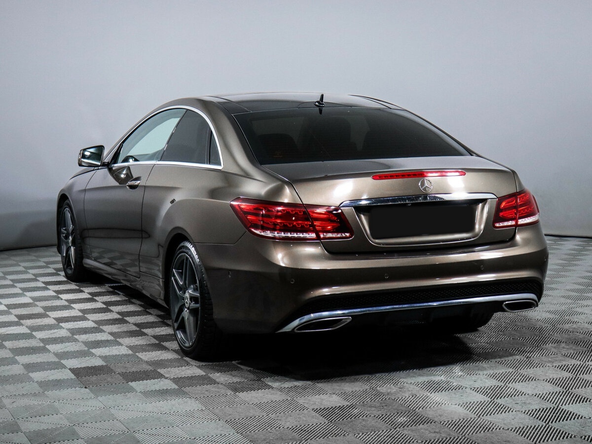 Mercedes-Benz E-Класс с пробегом — 2014 год. Фото: #6