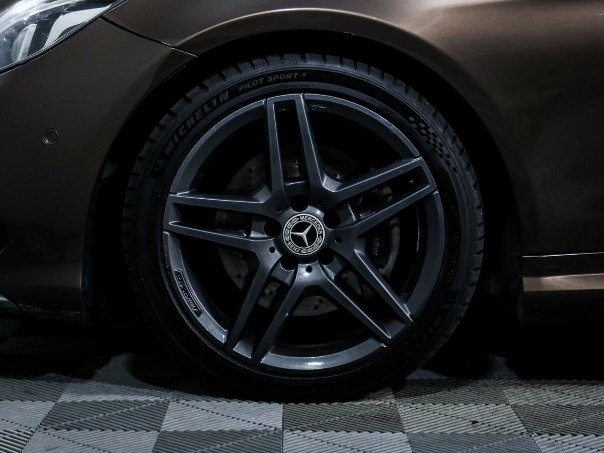 Mercedes-Benz E-Класс с пробегом — 2014 год. Фото: #14