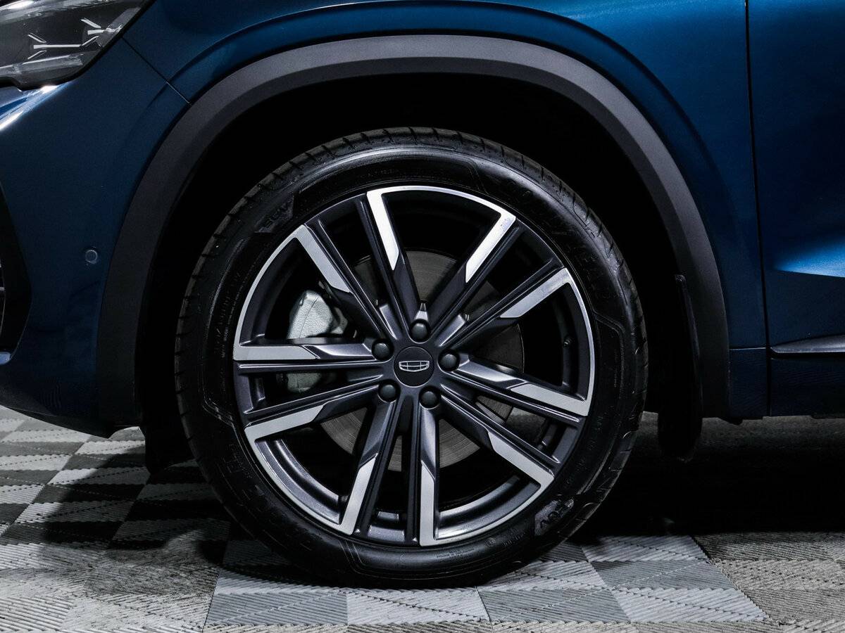 Geely Monjaro с пробегом — 2023 год. Фото: #11