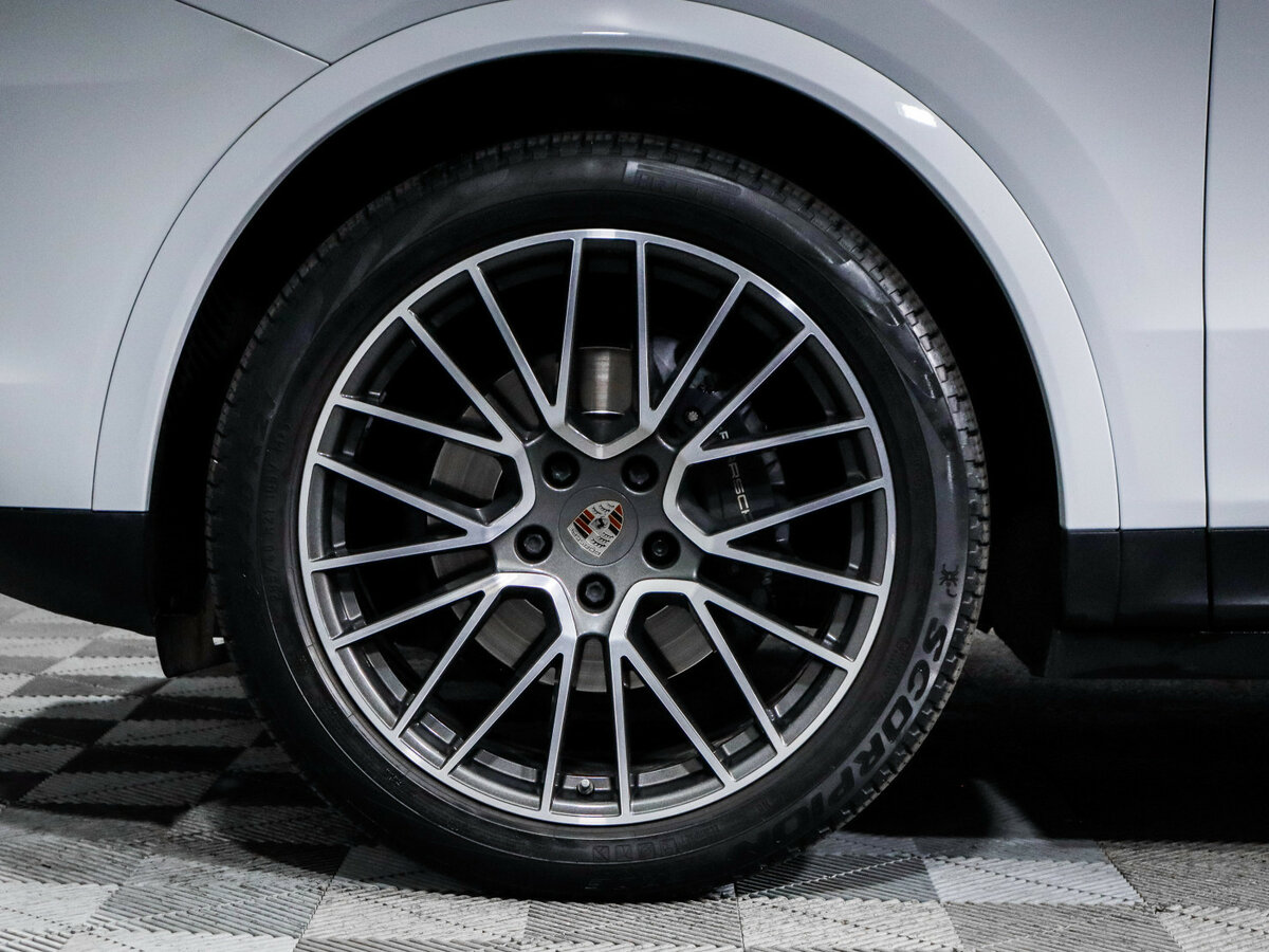 Porsche Cayenne с пробегом — 2019 год. Фото: #13