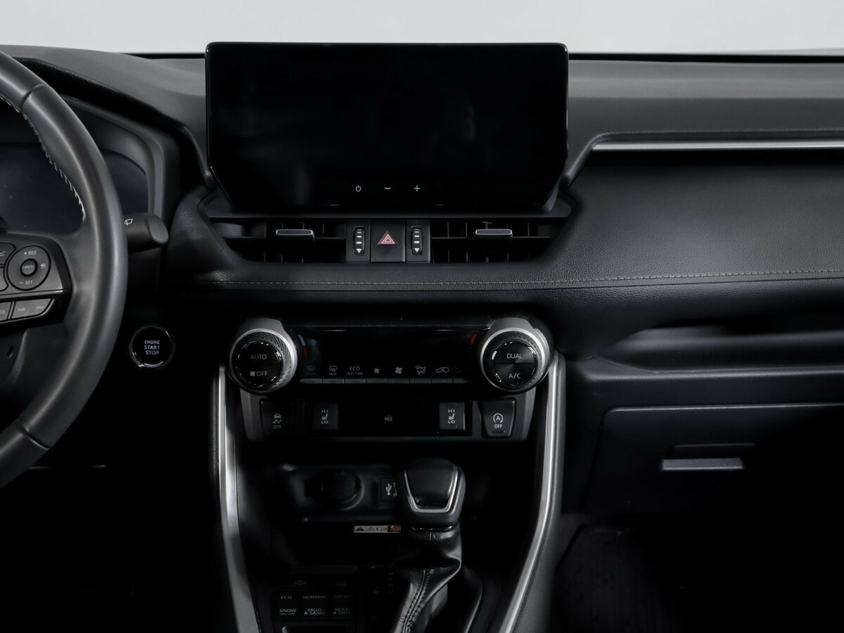 Toyota RAV4 с пробегом — 2024 год. Фото: #12