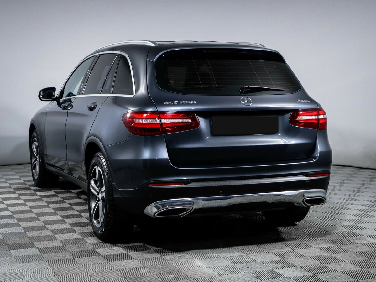 Mercedes-Benz GLC с пробегом — 2016 год. Фото: #6