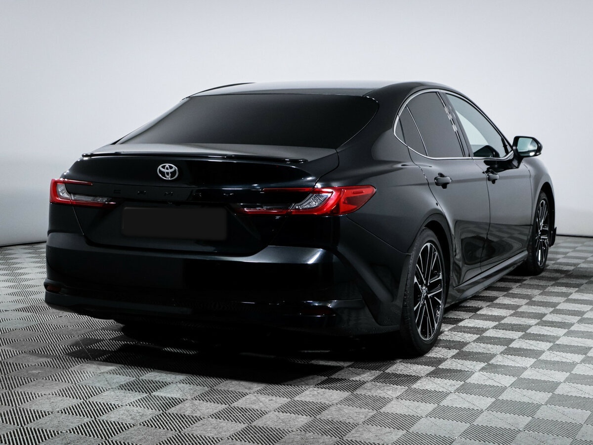 Toyota Camry с пробегом — 2024 год. Фото: #4