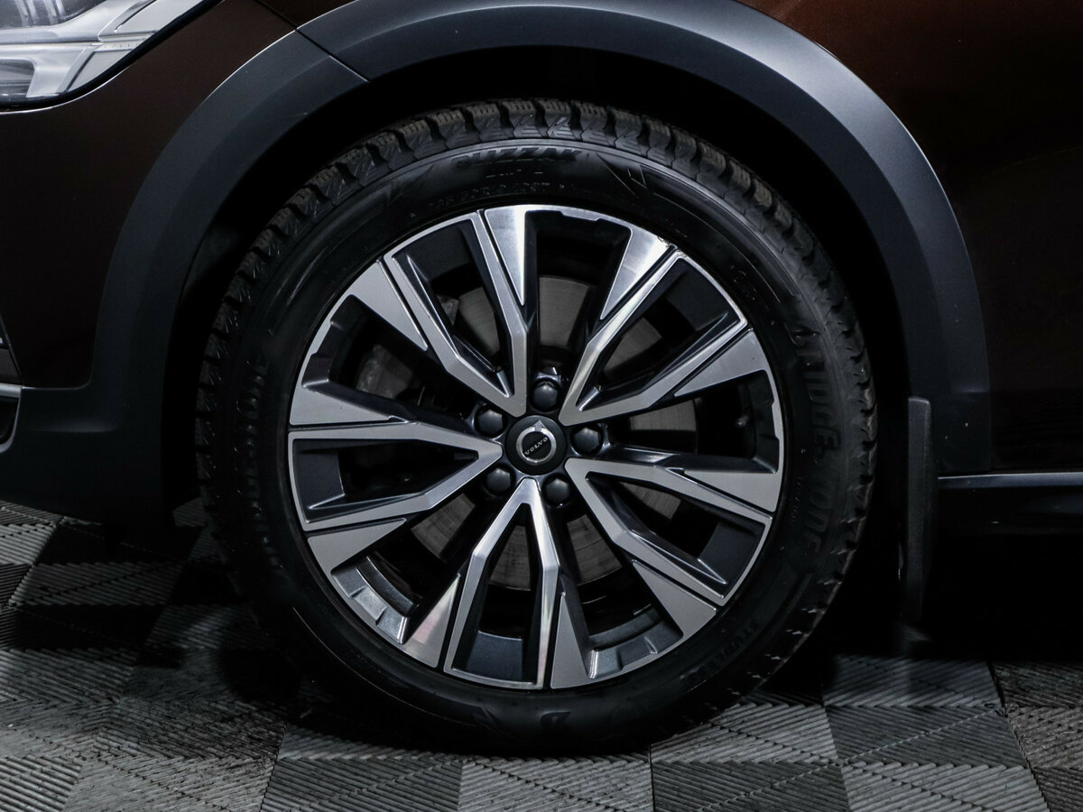 Volvo V90 Cross Country с пробегом — 2021 год. Фото: #14